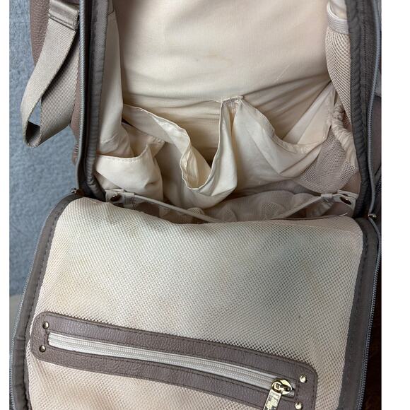 Itzy Ritzy Boss Plus Diaper Bag Backpack Vanilla Latte Vegan Leather BossMom - Picture 5 of 10